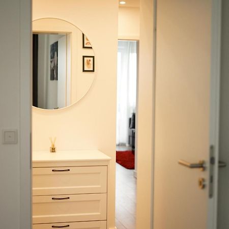 Moeblierte 3-Zimmer-Wohnung Nahe Duesseldorf In Duisburg-Sued Exteriér fotografie