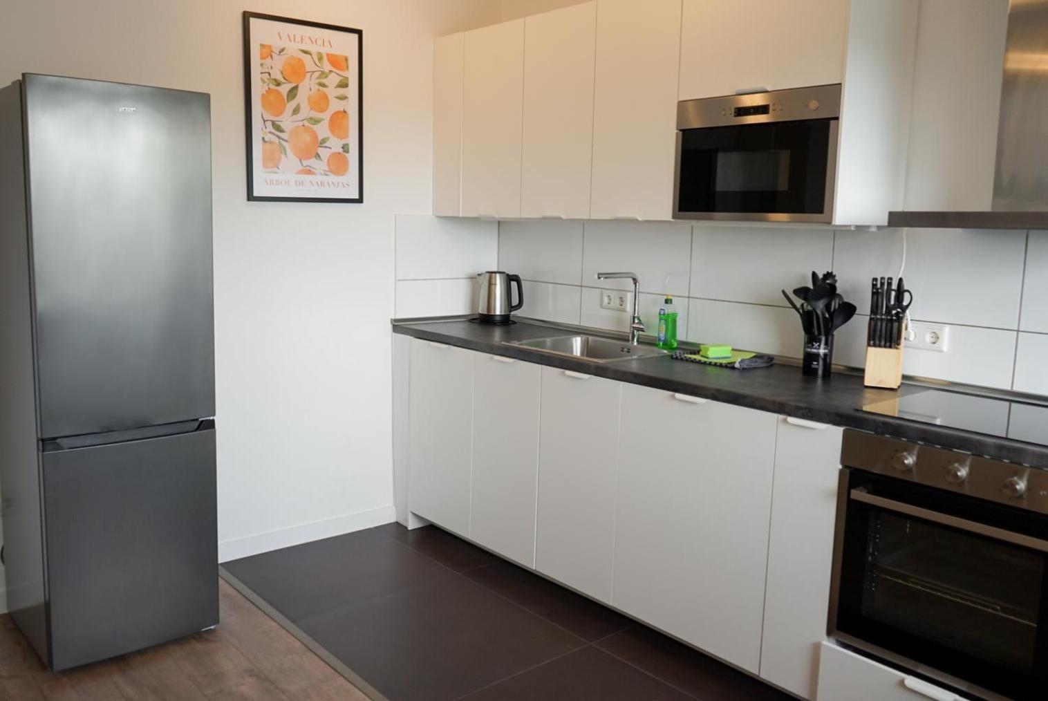 Moeblierte 3-Zimmer-Wohnung Nahe Duesseldorf In Duisburg-Sued Exteriér fotografie